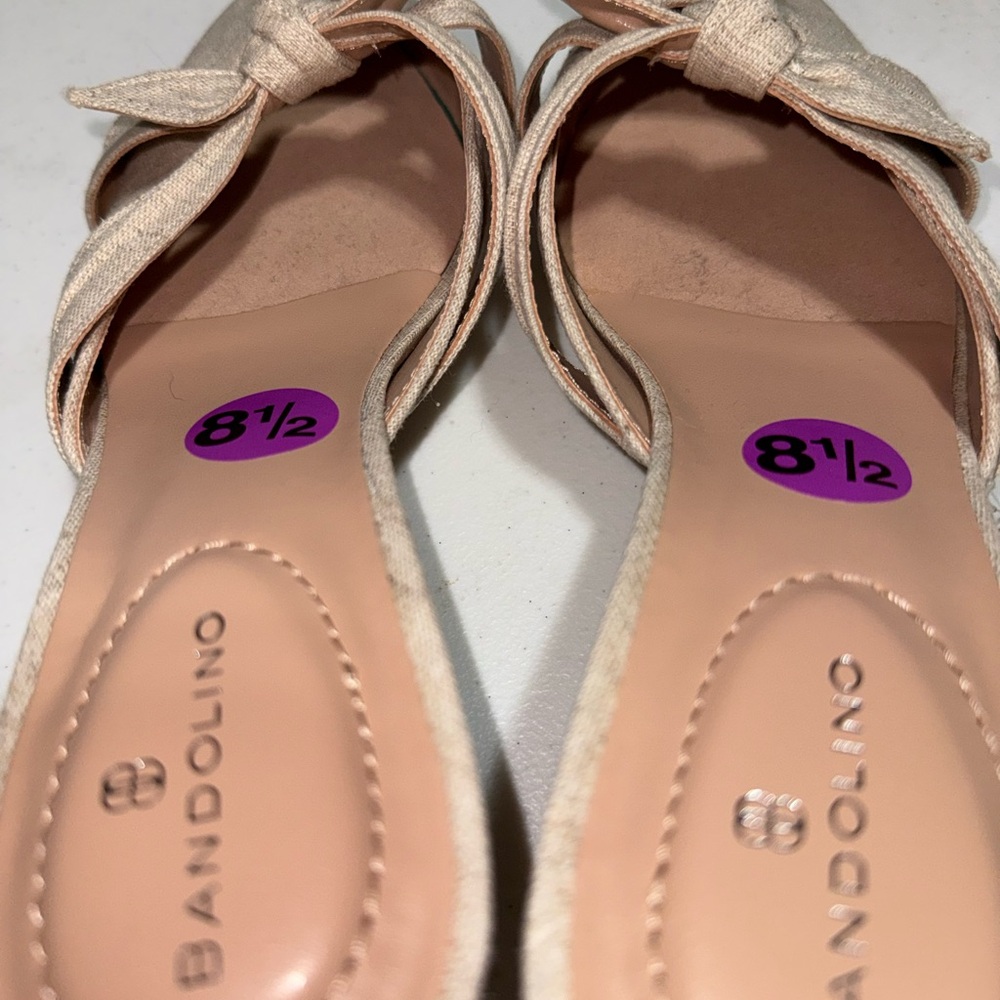 Bandolino Beige Bow Mules - Picture 4 of 5
